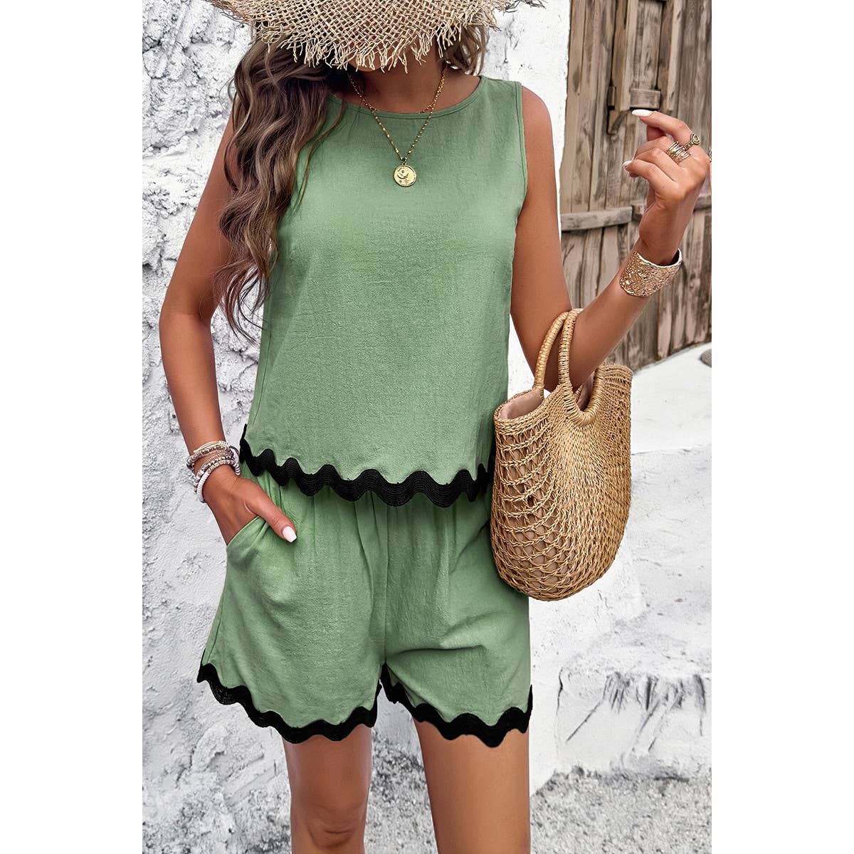 Sleeveless Pockets Shorts Sets