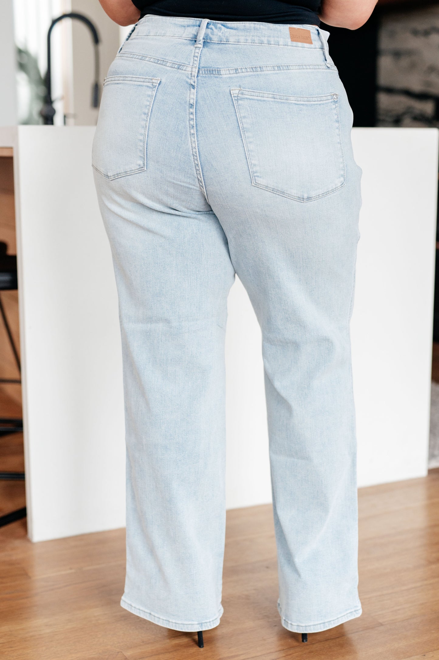 Brooke High Rise Control Top Vintage Wash Straight Jeans - ONLINE EXCLUSIVE!