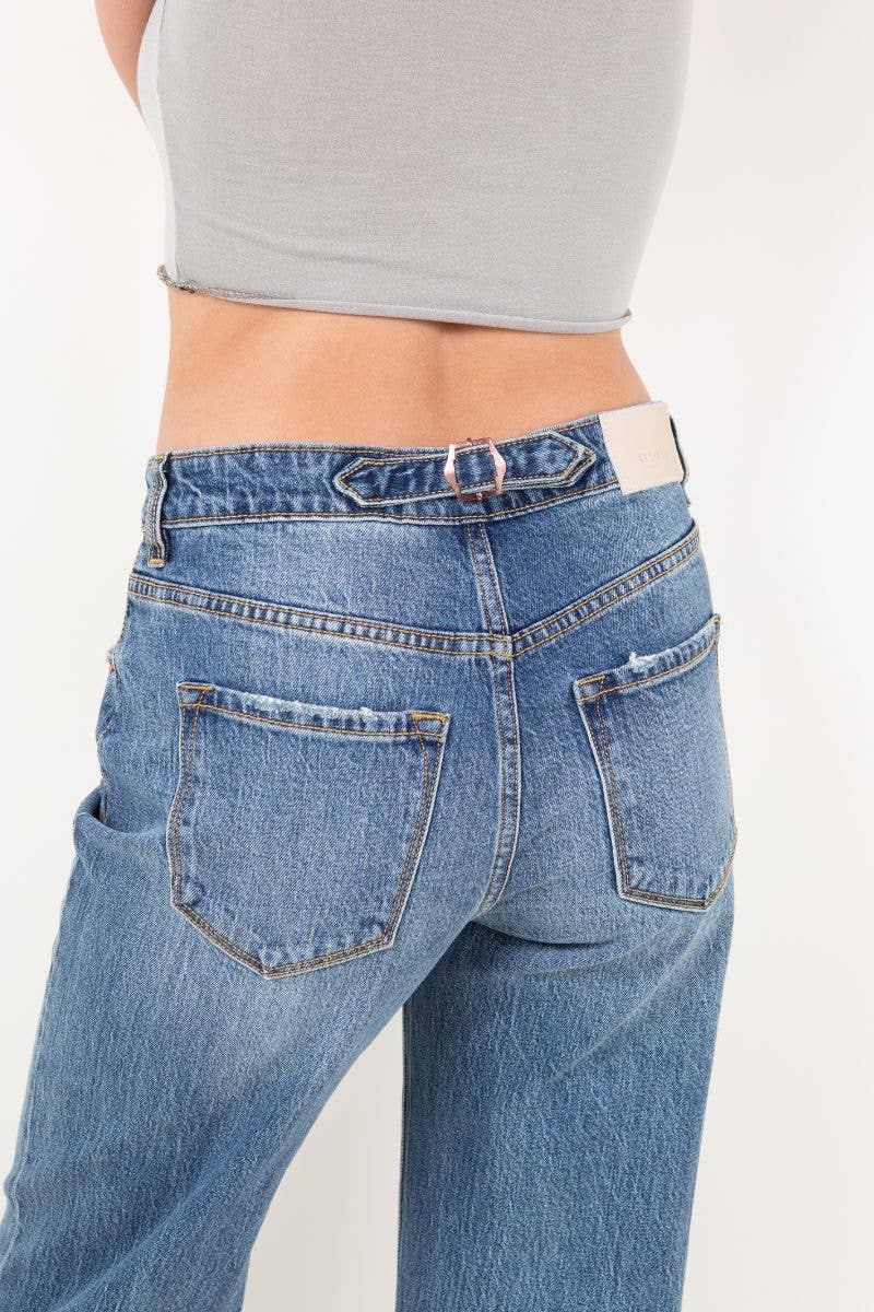 DUAL ACCENT CROSSOVER CUFF DETAILING STRAIGHT LEG JEANS