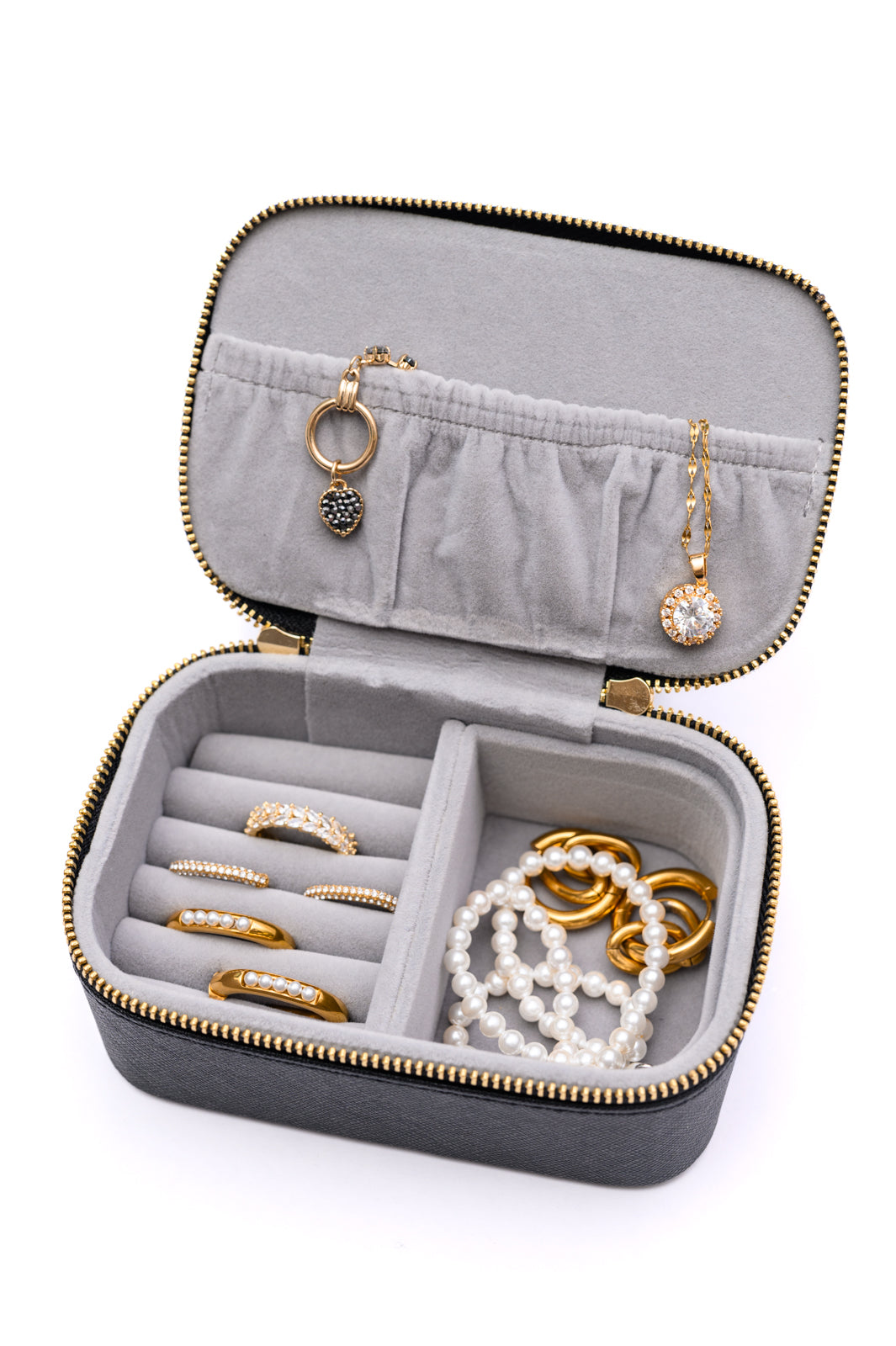 Travel Jewelry Case in Black - ONLINE EXCLUSIVE!